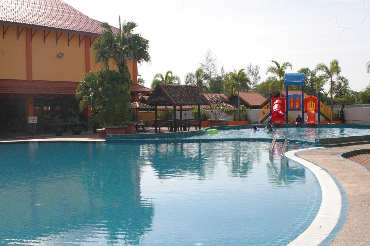 Tanjung Demong Beach Resort Kampung Kuala Besut Kültér fotó