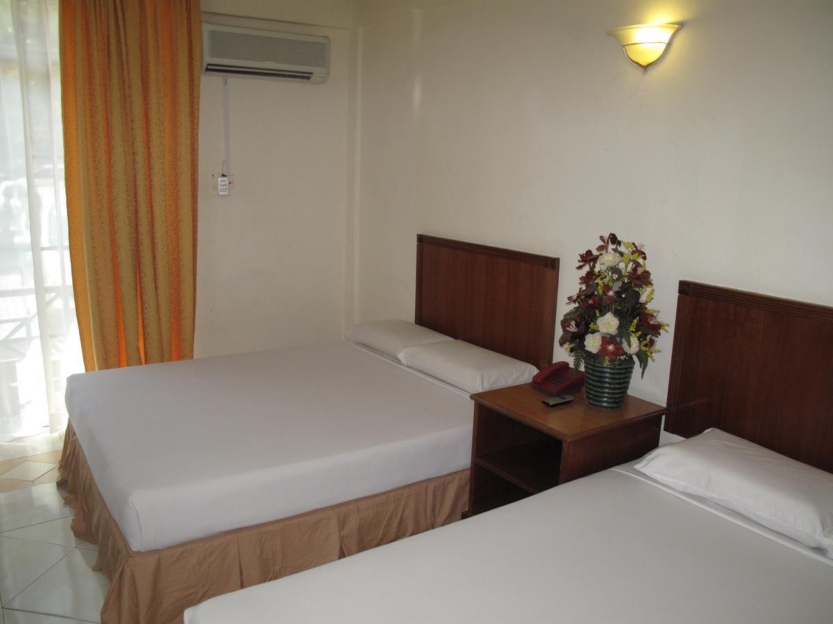 Tanjung Demong Beach Resort Kampung Kuala Besut Kültér fotó